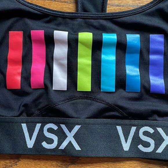 Victoria’s Secret Sport The Player Color Block Racerback Sports Bra - Picture 2 of 6